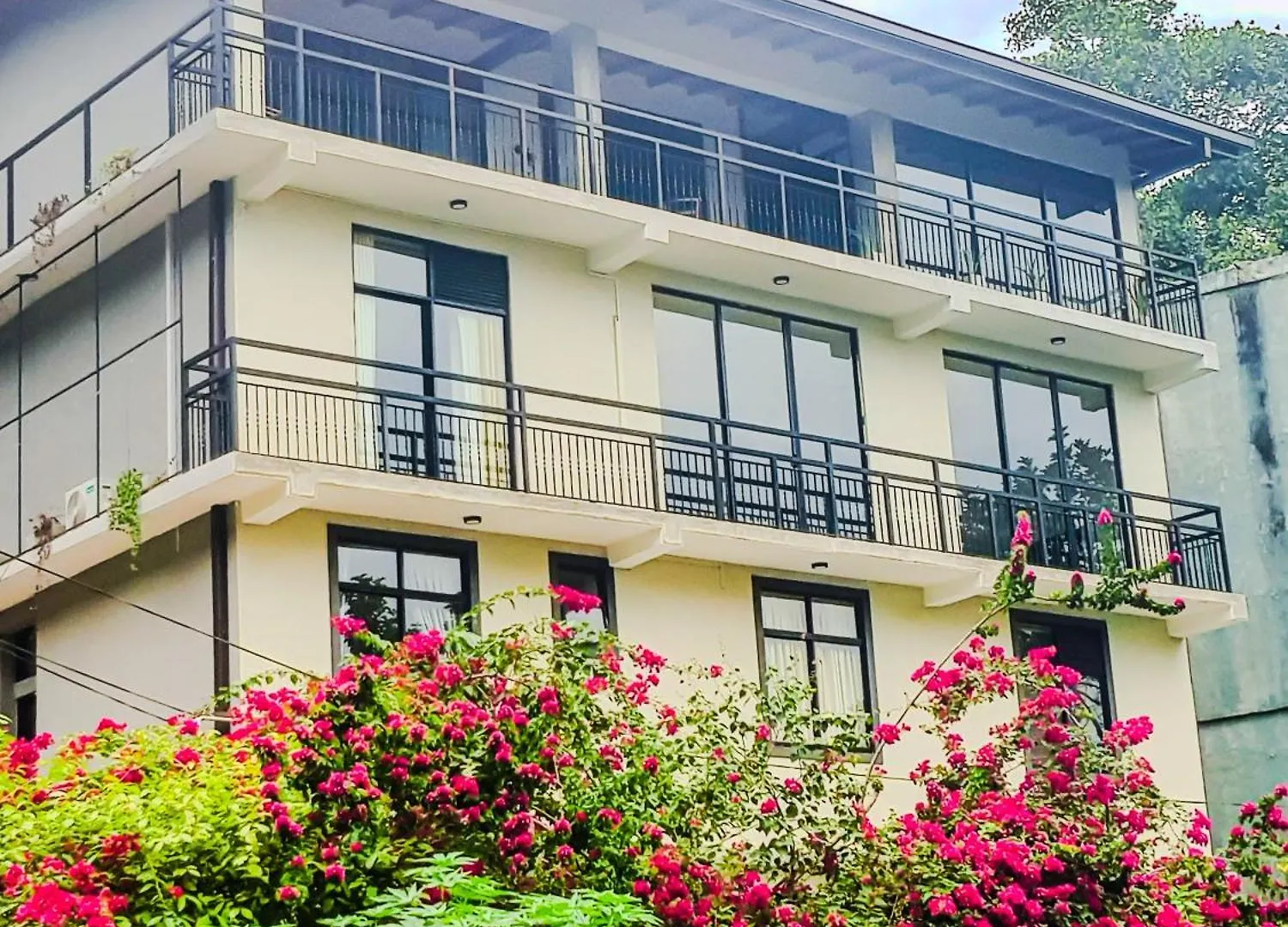 Guest house Lush Breeze Mount View Hotel Kandy