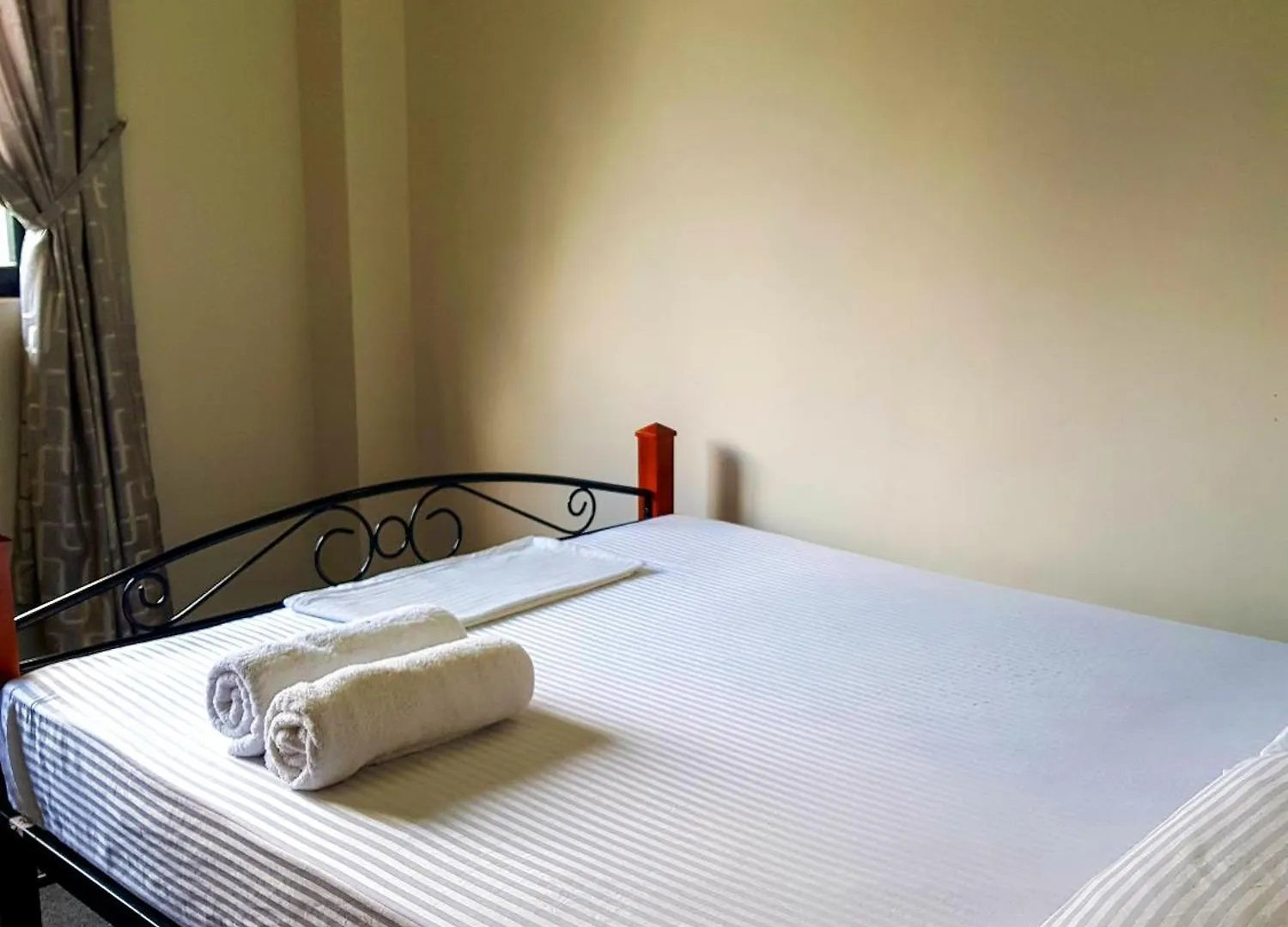 Lush Breeze Mount View Hotel Kandy 0*,  Sri Lanka