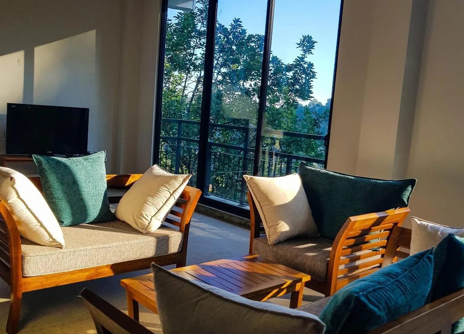 Lush Breeze Mount View Hotel Kandy Sri Lanka
