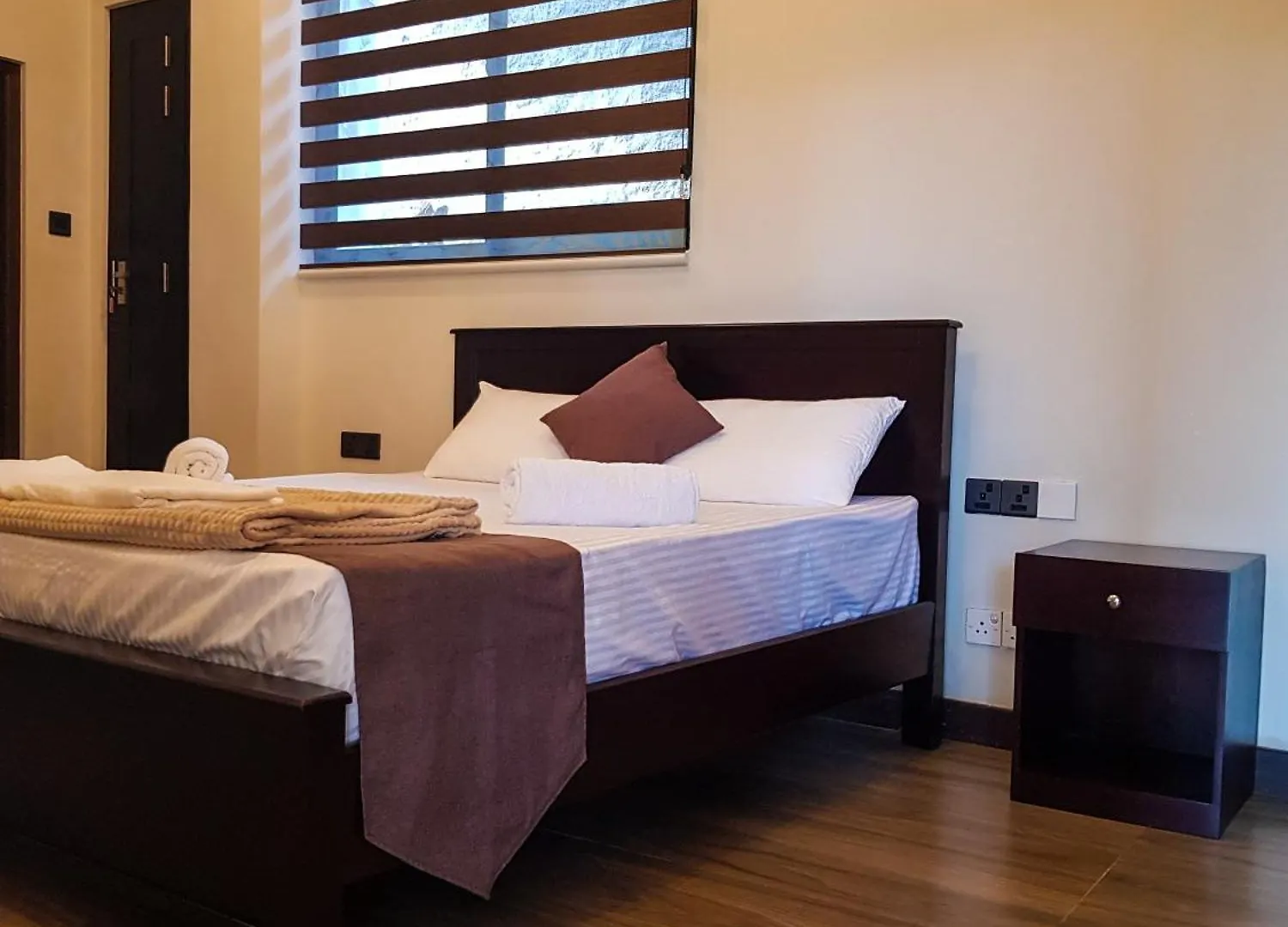 Lush Breeze Mount View Hotel Kandy 0*,  Sri Lanka
